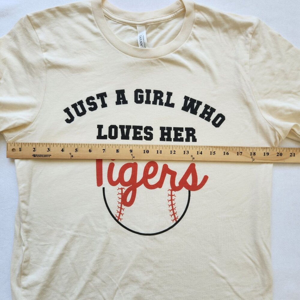 Women's Detroit Tigers Baseball Graphic Tee Shirt Sporty Casual Cute Summer - Picture 5 of 7